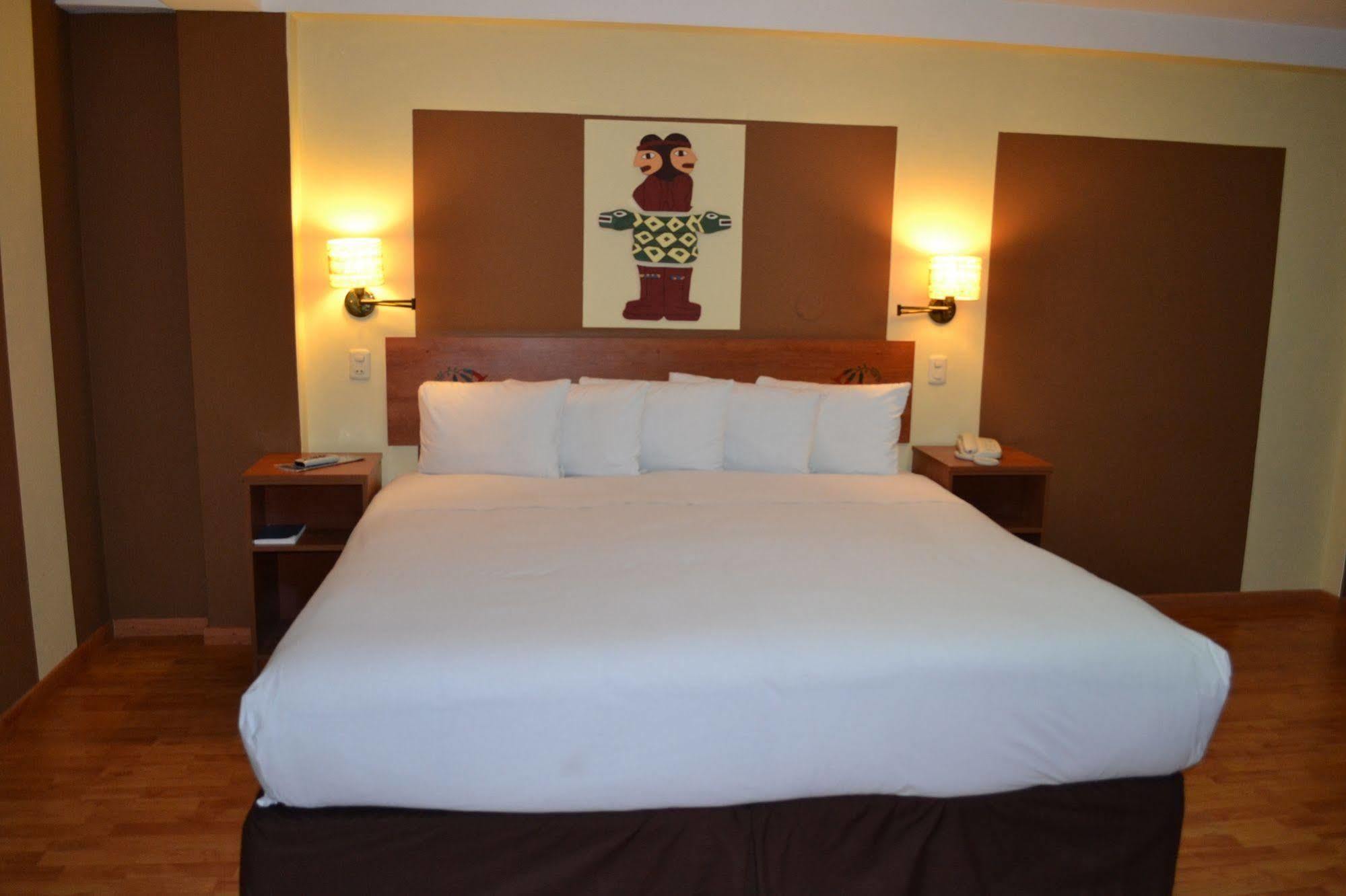 Intiqa Hotel Puno Esterno foto